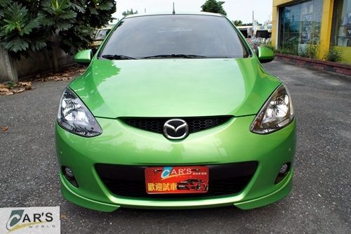 10年 MAZDA2 1.5 可愛蘋果綠 照片2