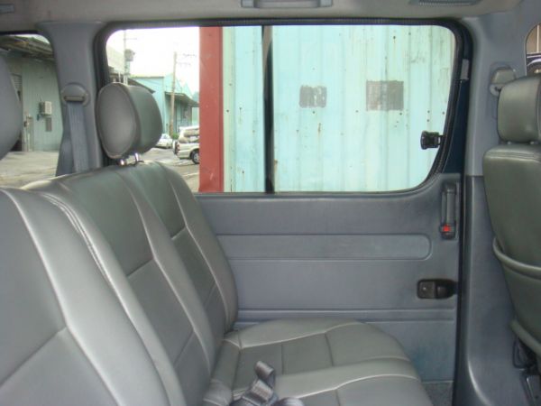 TOYOTA HIACE 照片7