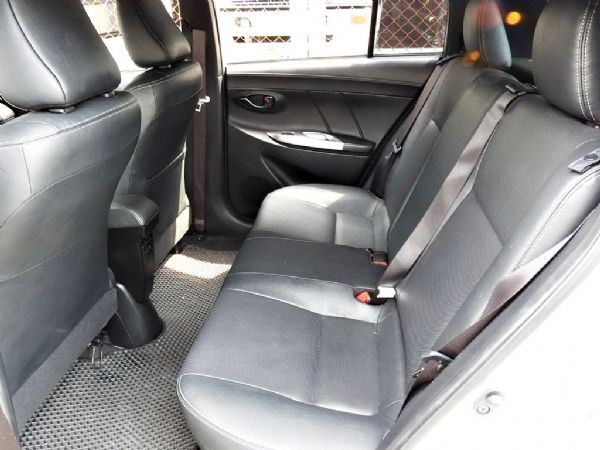 YARIS 免保人可全貸可超貸 照片4