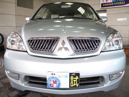 Mitsubishi ✿ Savrin  照片1