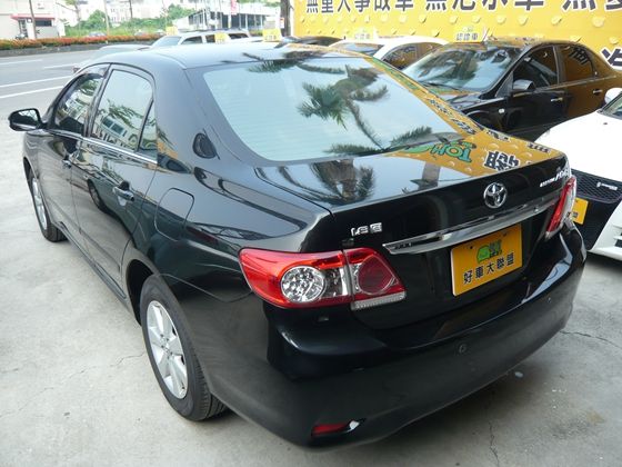 Toyota豐田  Altis 1.8  照片9