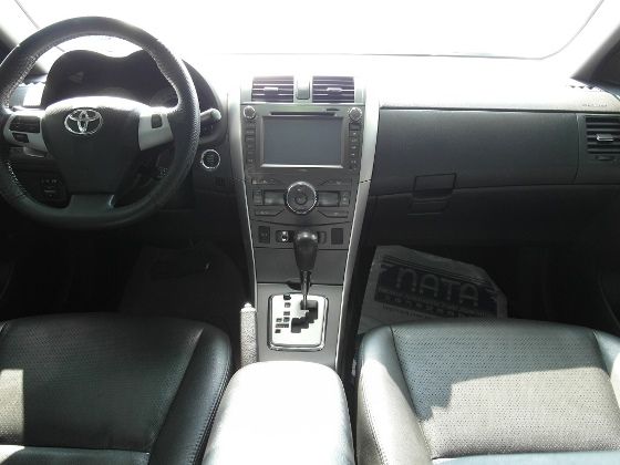 Toyota豐田  Altis 1.8 照片2