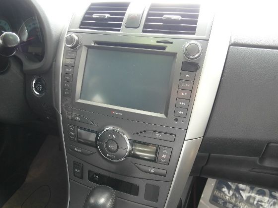 Toyota豐田  Altis 1.8 照片5