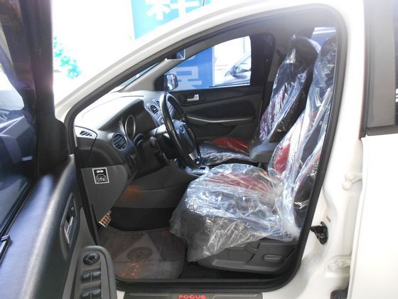 Ford 福特/Focus 2.0 照片3