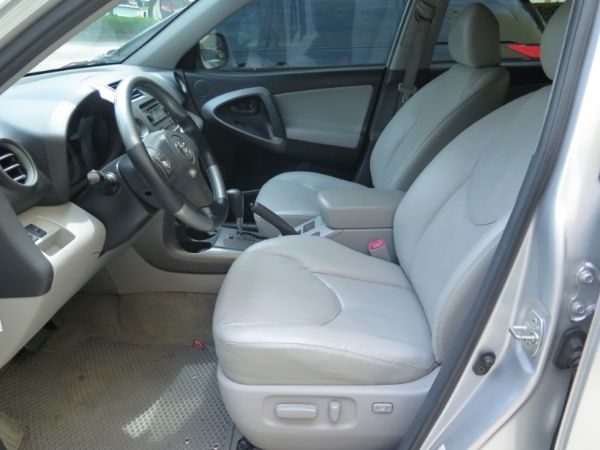 2009年 Toyota 豐田 RAV4 照片3