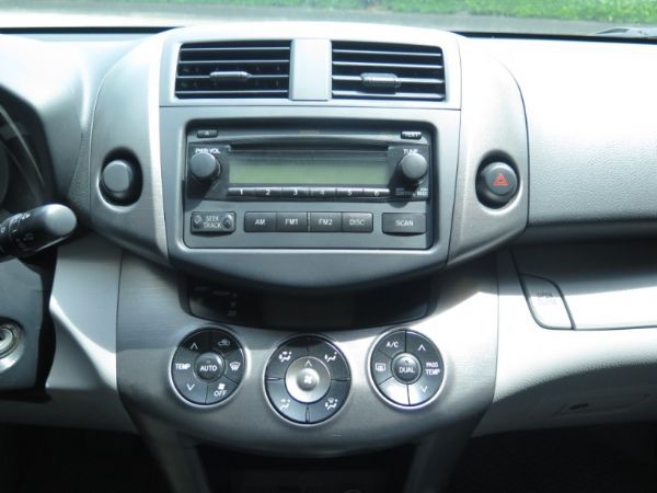 2009年 Toyota 豐田 RAV4 照片6