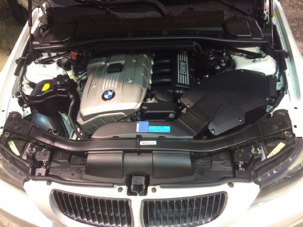 BMW323I 照片1