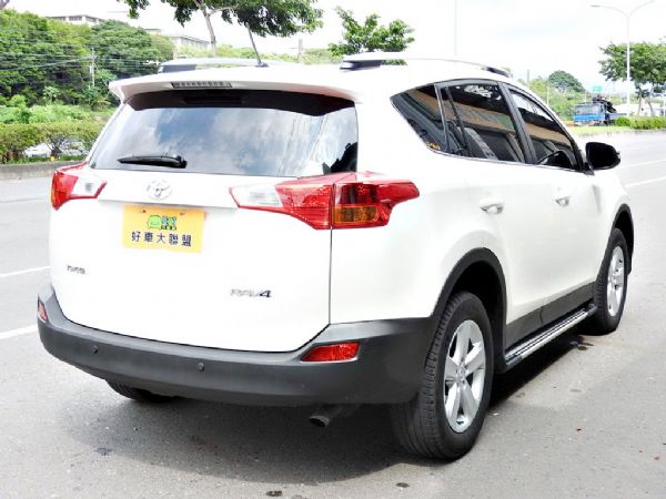 RAV4 4WD 全額貸免保人可超貸 照片4