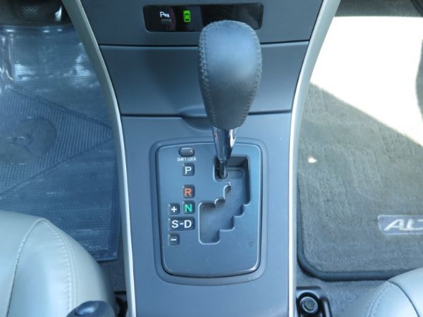 2008年 Altis 1.8 銀 照片6