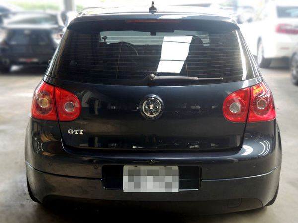 GOLF GTI 0頭款 全額貸 照片3