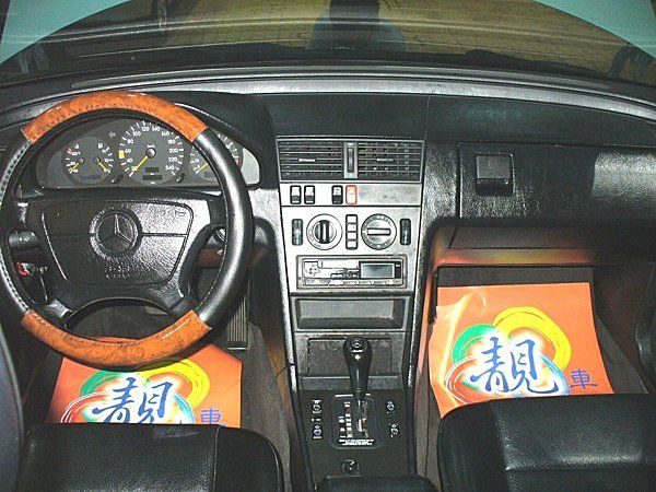 Benz 賓士 C200 2.0 照片2