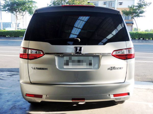 2011 納智捷 MPV 頂級 7人座 照片8