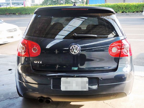 GOLF GTI 0頭款 全額貸 照片3