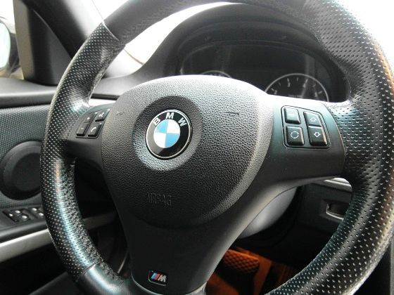 BMW 寶馬 323i 2.5 照片3