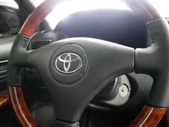 Toyota豐田  Altis 1.8 照片3