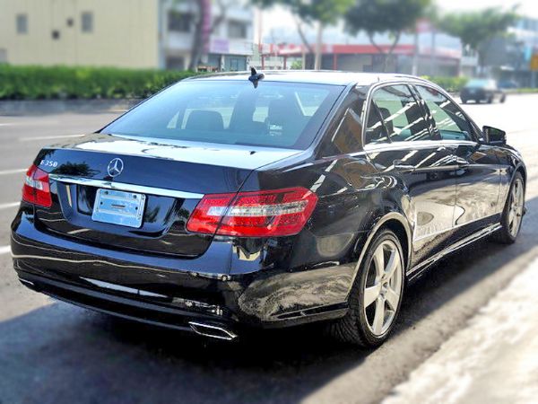 2011 BENZ E350 / 可貸款 照片10