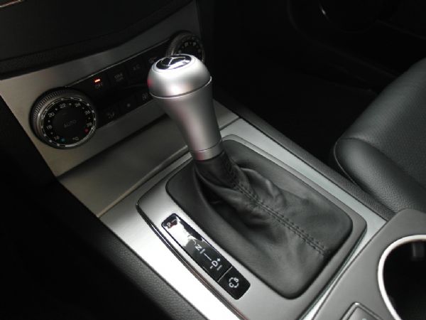 2008年 賓士 C300 黑 62萬 照片6