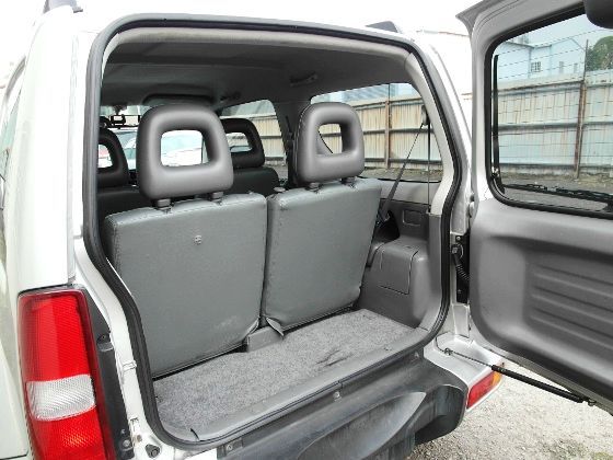 Suzuki 鈴木  Jimny 1.3 照片8