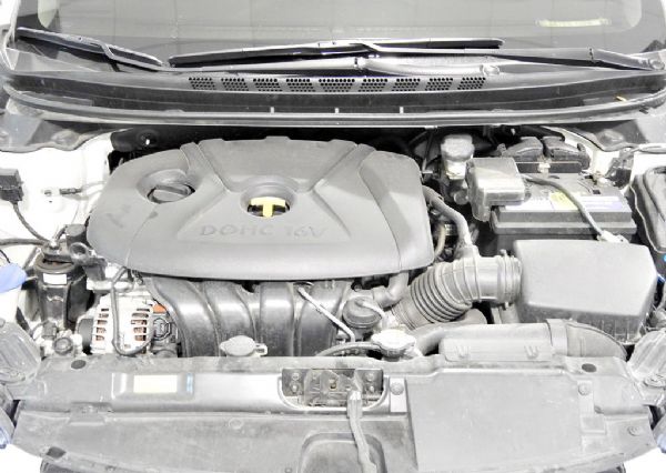 ELANTRA 免保人可全貸可超貸 照片10