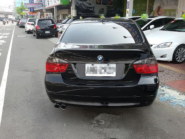 BMW 寶馬 320i 照片4