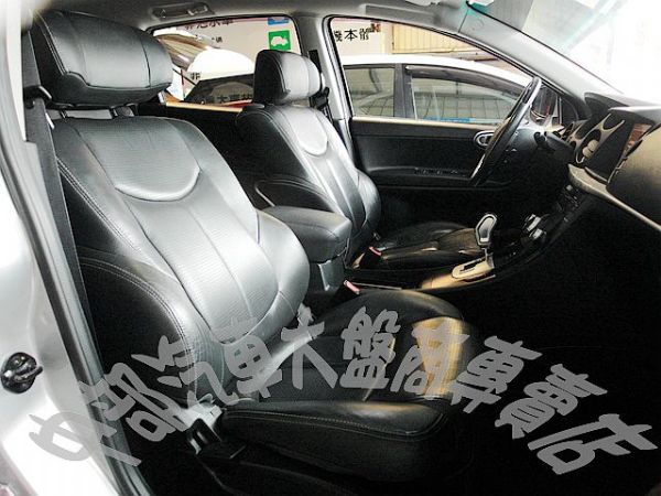 2010 那智捷SUV 銀 27萬 照片2