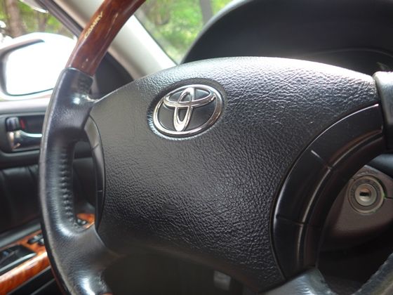 Toyota 豐田/Camry 2.0 照片3