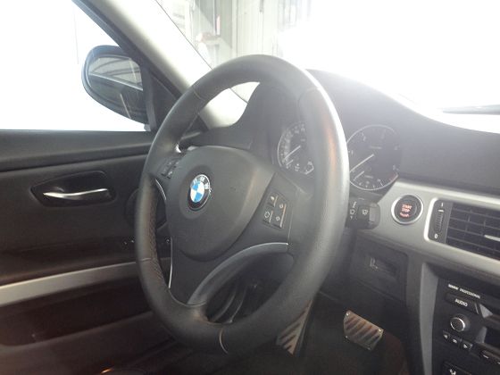 BMW 寶馬/320 D Touring 照片3