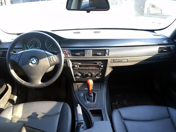 2006年BMW 320I 照片6