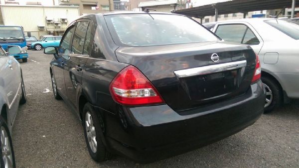 07年 日產 TIIDA 4D 照片3