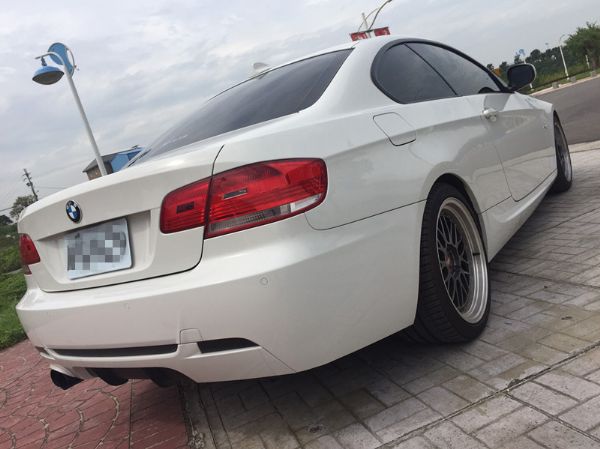 2009年 超夯進口車 E92 320 照片4