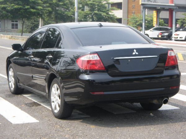 2006Mitsubishi酷蘭德2.4 照片3