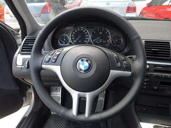 BMW 寶馬/318 I 照片3