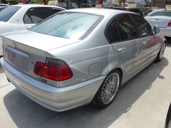 BMW 寶馬/318 I 照片10