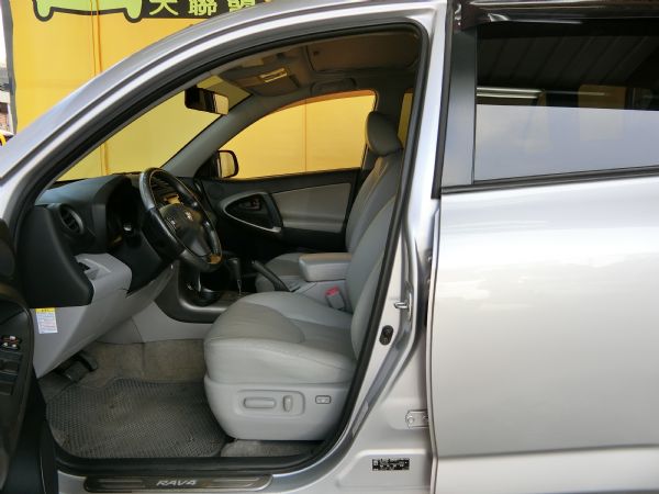 2009年 豐田 RAV4 銀 2.4 照片3