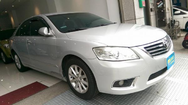 09年 CAMRY 銀色 漂亮色 照片1