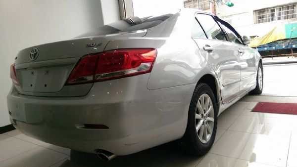 09年 CAMRY 銀色 漂亮色 照片4