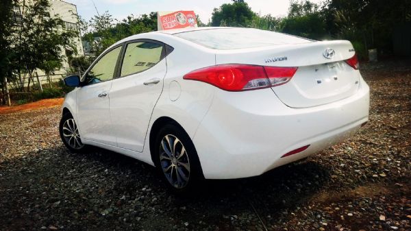 ELANTRA 照片4