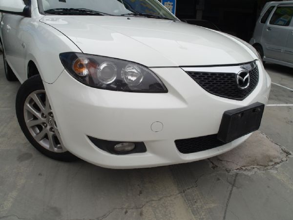 2006年 Mazda3 1.6 白 照片9