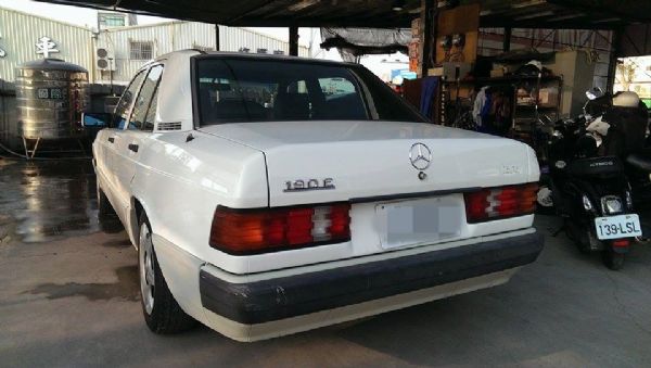 1990年 W201  190E 白色 照片3