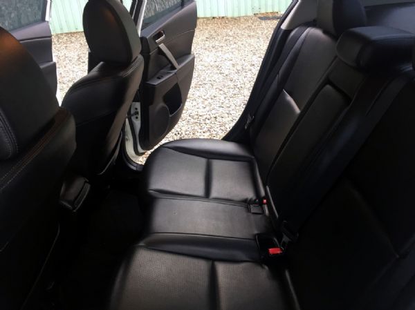 MAZDA3 4D 型男愛駒 照片8