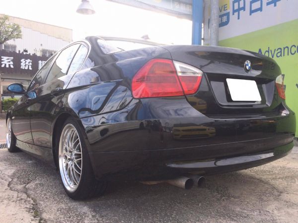 2005 BMW323I 2.5 照片6