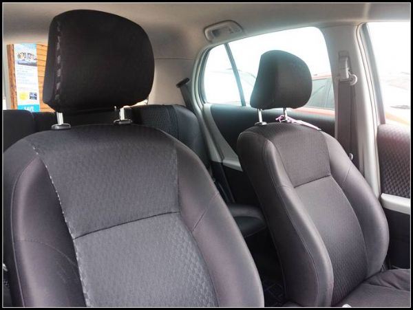 2008TOYOTA YARIS 照片5