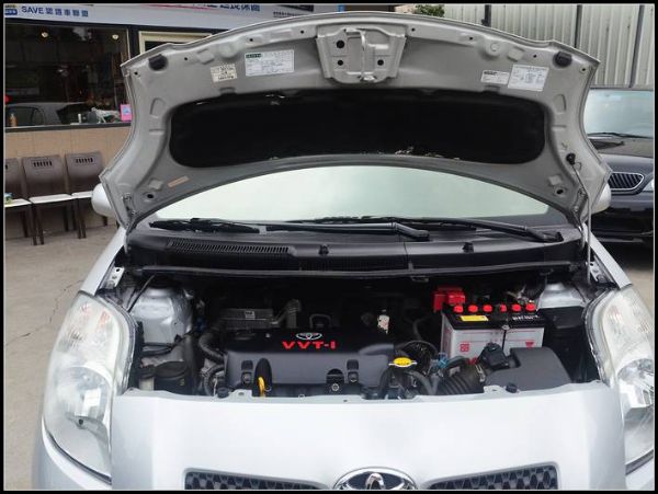 2008TOYOTA YARIS 照片8