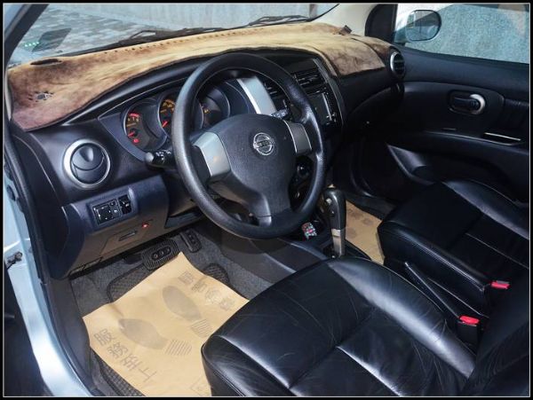 2009NISSAN LIVINA 照片2