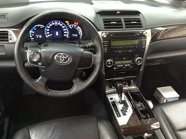 CAMRY HYBRID 油電 照片3