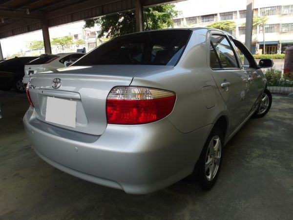 2010年 VIOS 銀 18萬 照片9