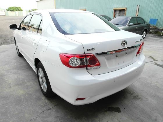 Toyota 豐田 Altis 1.8 照片10