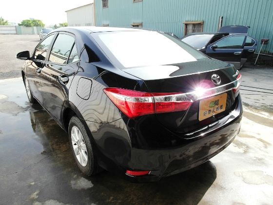 Toyota 豐田 Artis 1.8 照片9