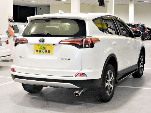 RAV4 2.0 免保人可全貸可超貸 照片5