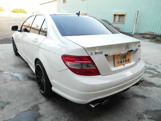 Benz 賓士 C300 3.0 照片10